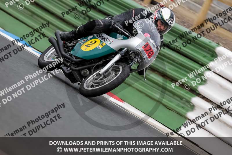 Vintage motorcycle club;eventdigitalimages;mallory park;mallory park trackday photographs;no limits trackdays;peter wileman photography;trackday digital images;trackday photos;vmcc festival 1000 bikes photographs